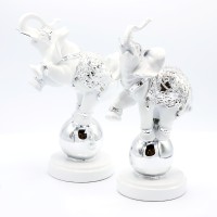 Набор статуэток &quot;Слоны на шарах&quot;